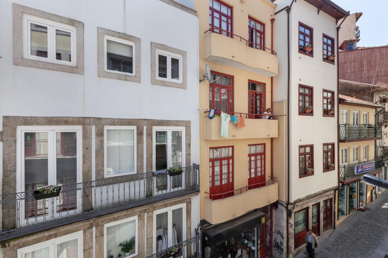 D&S - Falling Leaves Porto Exterior photo