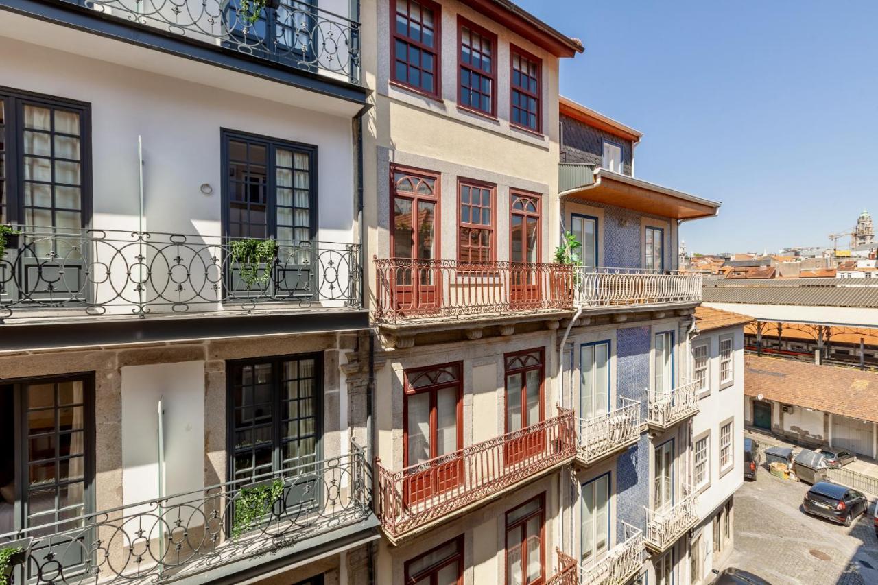 D&S - Falling Leaves Porto Exterior photo